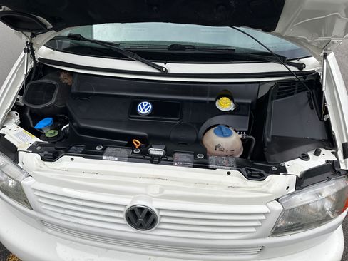 Used 2002 Volkswagen Eurovan Camper image 13