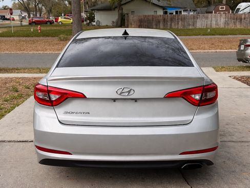 Used 2017 Hyundai Sonata SE image 5