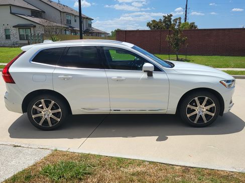 Used 2021 Volvo XC60 T5 Inscription w/ Advanced Package image 13