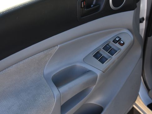 Used 2008 Toyota Tacoma PreRunner image 11