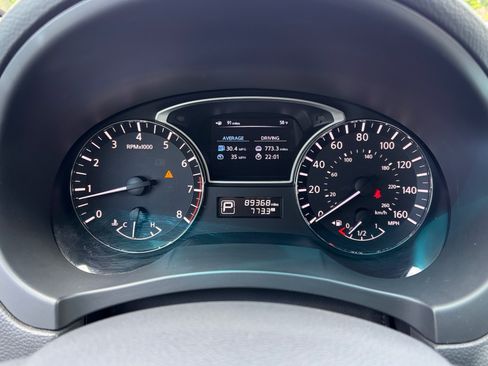 Used 2013 Nissan Altima 2.5 SV image 17