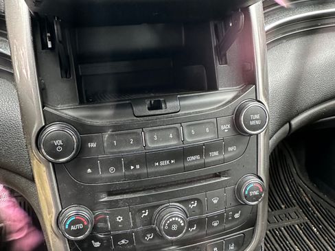 Used 2015 Chevrolet Malibu LTZ image 5