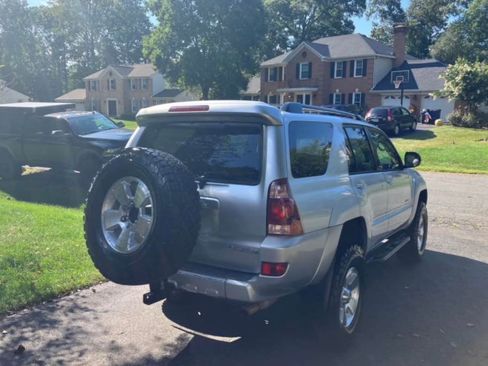 Used 2005 Toyota 4Runner Sport AWD/4WD image 4