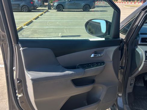 Used 2016 Honda Odyssey EX-L image 12