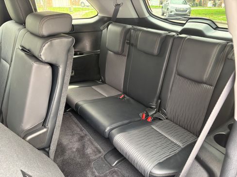 Used 2015 Toyota Highlander Plus image 8