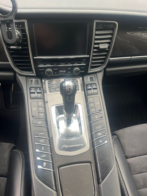 Used 2013 Porsche Panamera GTS AWD/4WD image 22