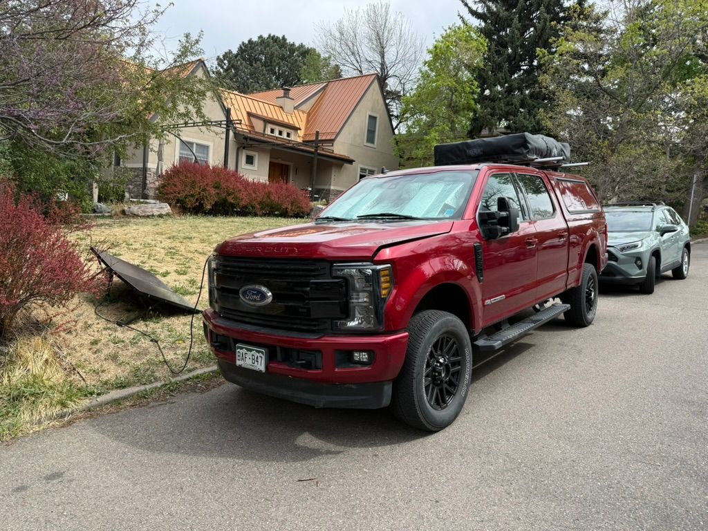 Used 2019 Ford F250 Lariat w/ Lariat Ultimate Package AWD/4WD image 1