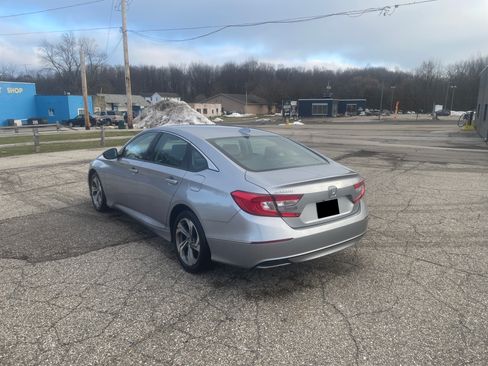 Used 2018 Honda Accord EX-L image 8
