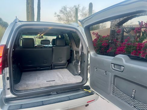 Used 2004 Lexus GX 470 AWD/4WD image 9