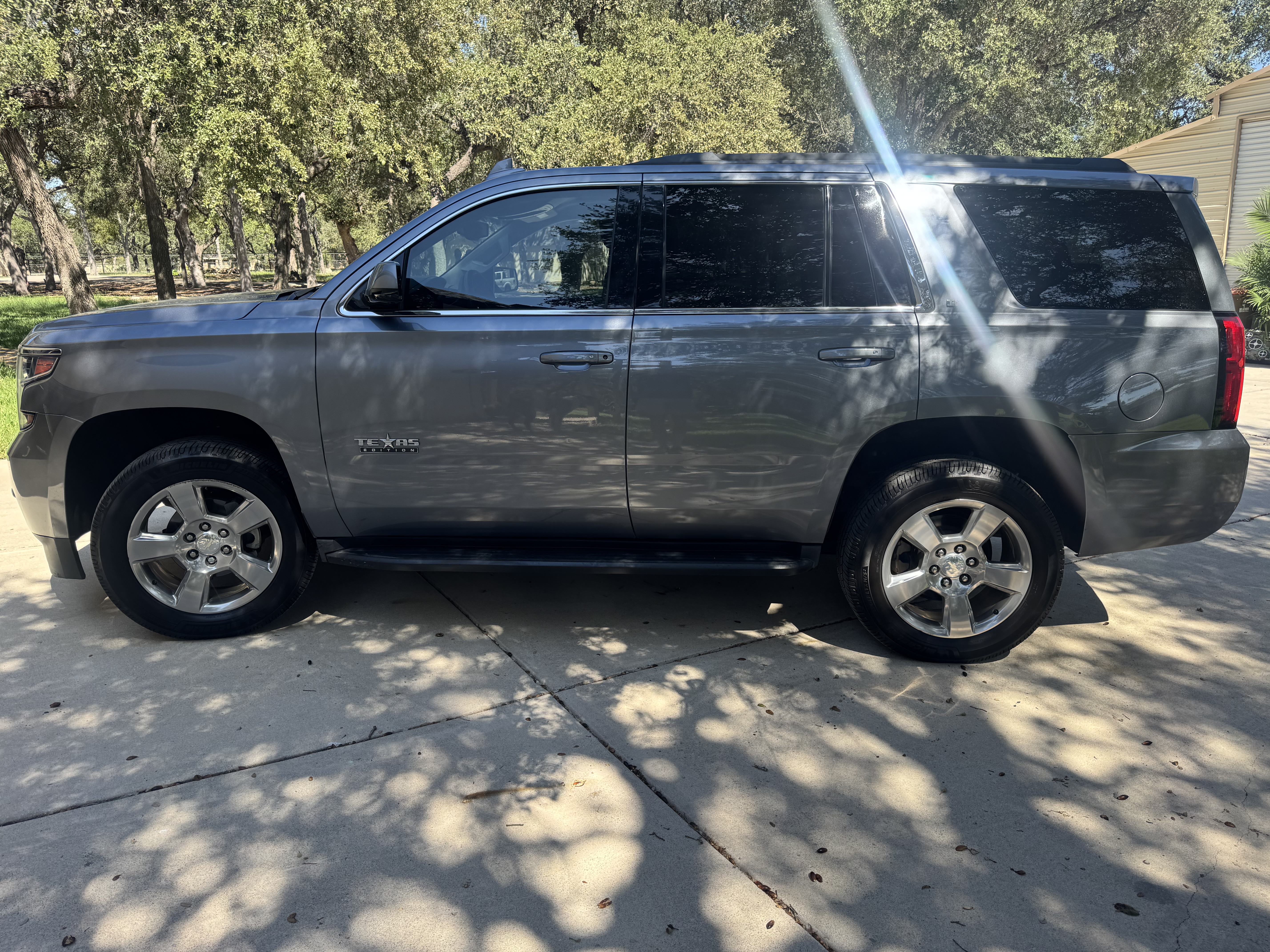 Used 2019 Chevrolet Tahoe LT w/ Texas Edition Package RWD image 5