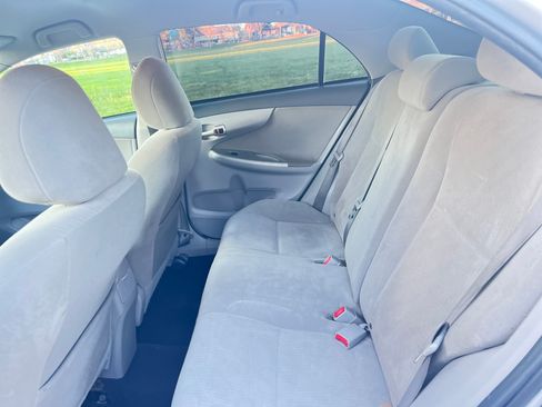 Used 2010 Toyota Corolla LE image 10