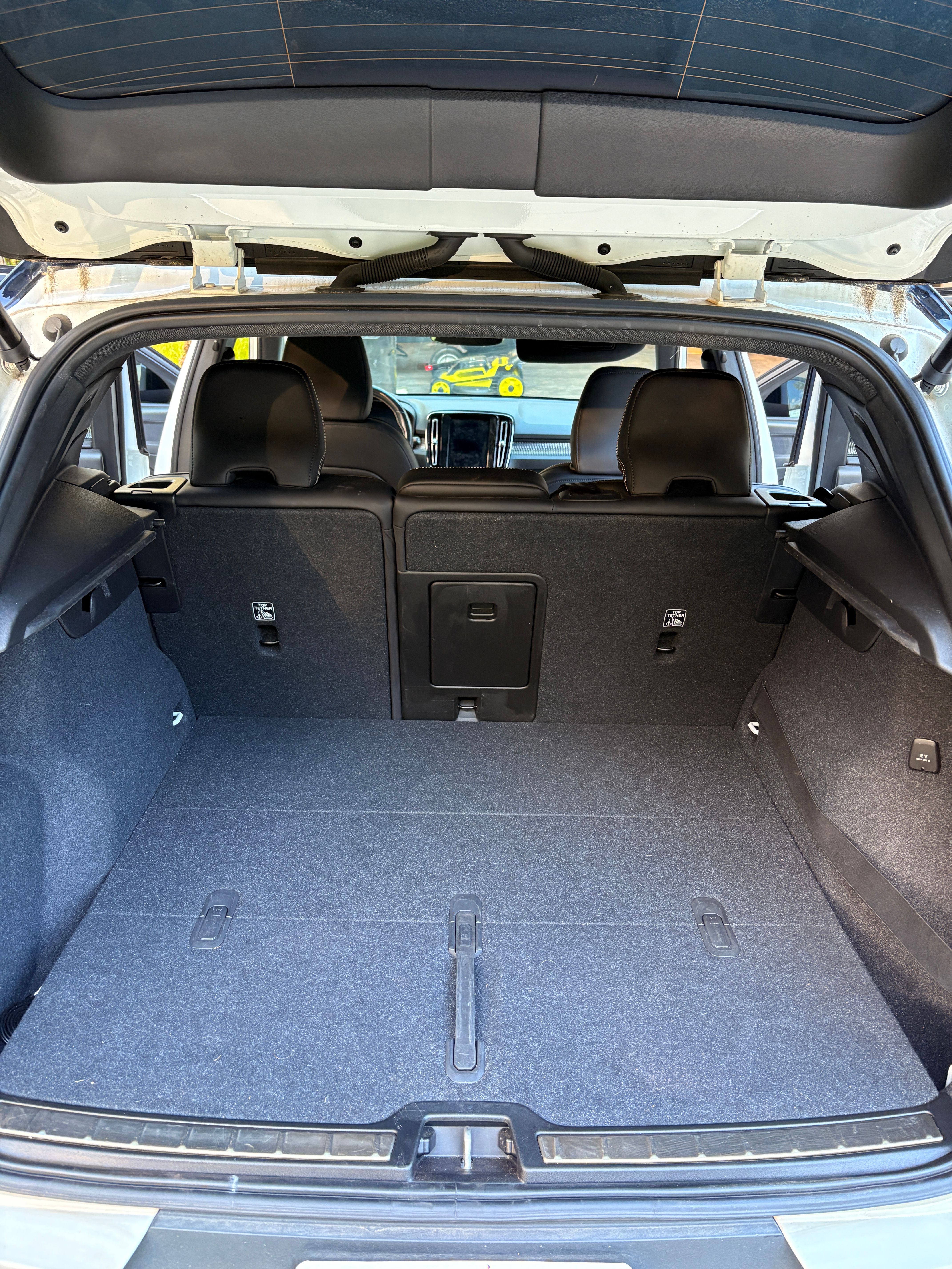 Used 2019 Volvo XC40 T5 R-Design AWD/4WD image 11