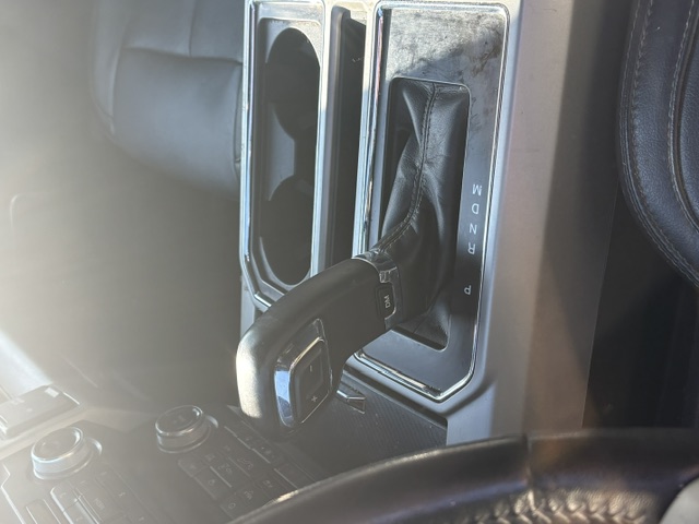 Used 2019 Ford F150 Lariat w/ Equipment Group 502A Luxury AWD/4WD image 30