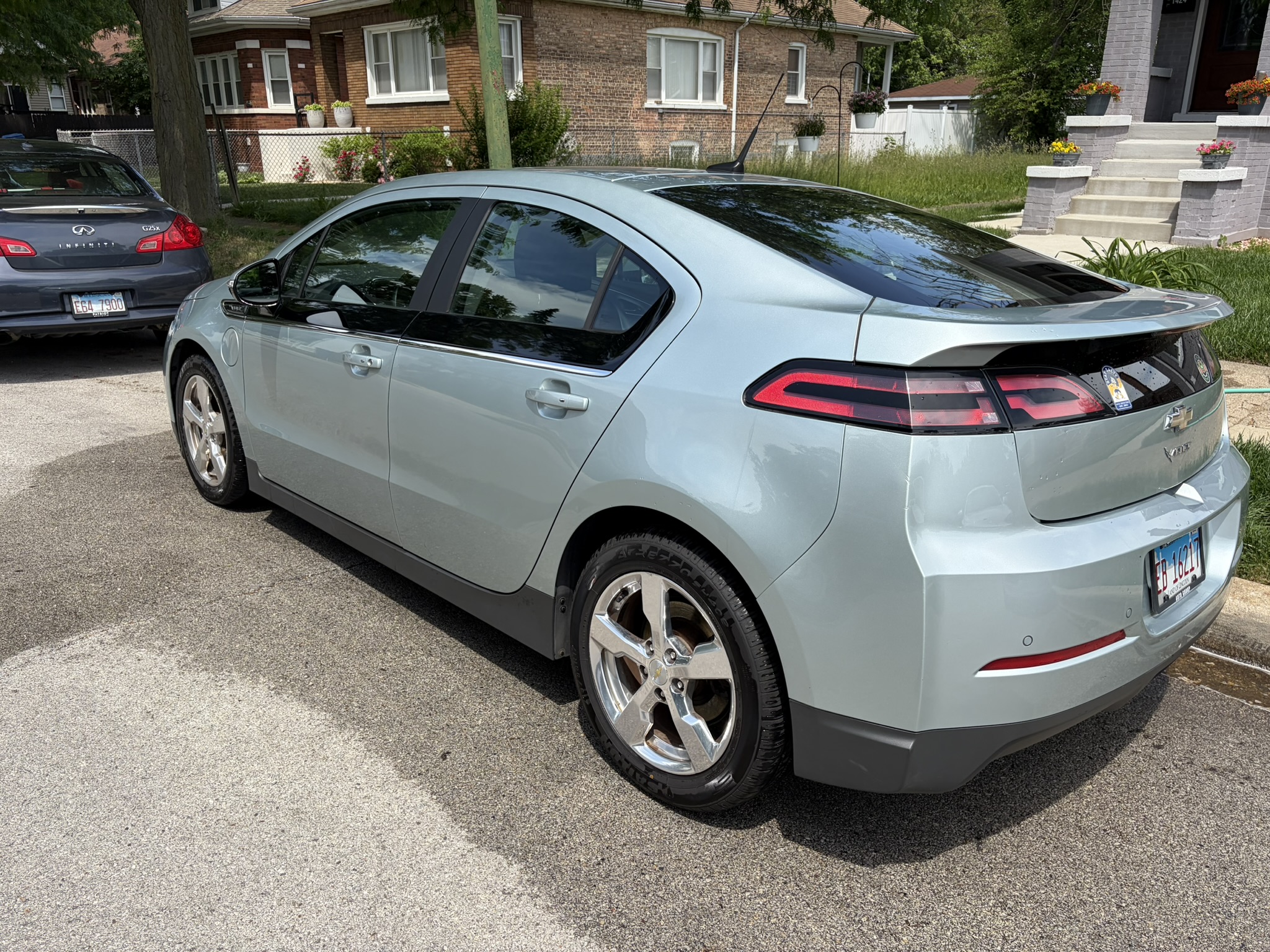Used 2013 Chevrolet Volt Premium w/ Premium Trim Package FWD image 5