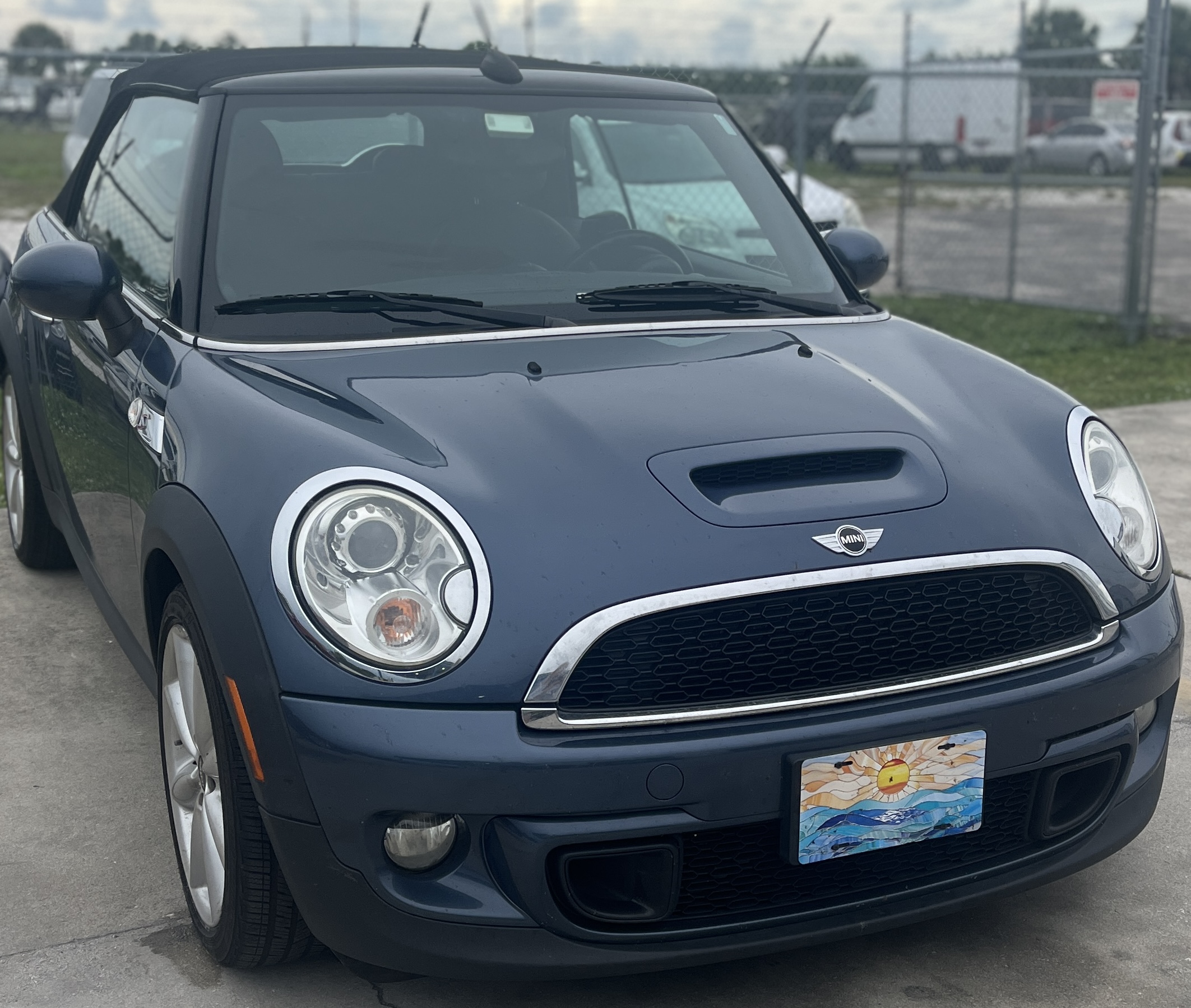 Used 2011 MINI Cooper S FWD image 1