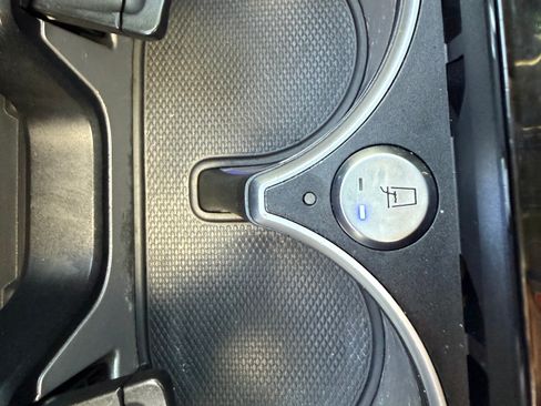 Used 2020 Mercedes-Benz GLS 450 4MATIC image 24