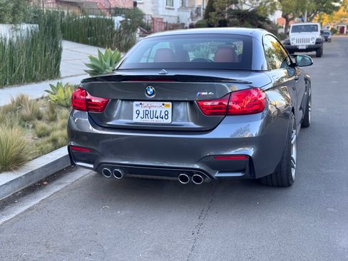 Used 2015 BMW M4 Convertible image 14