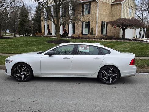 Used 2020 Volvo S90 T6 R-Design w/ Protection Package Premier image 9