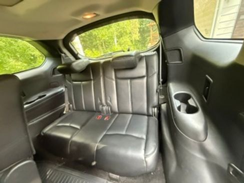Used 2016 Nissan Pathfinder SL w/ SL Premium Package AWD/4WD image 11