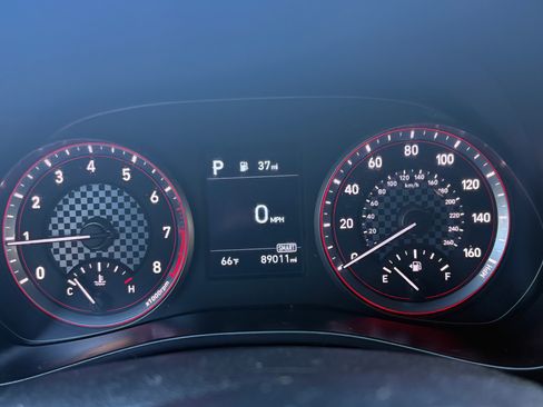 Used 2020 Hyundai Veloster 2.0 image 2