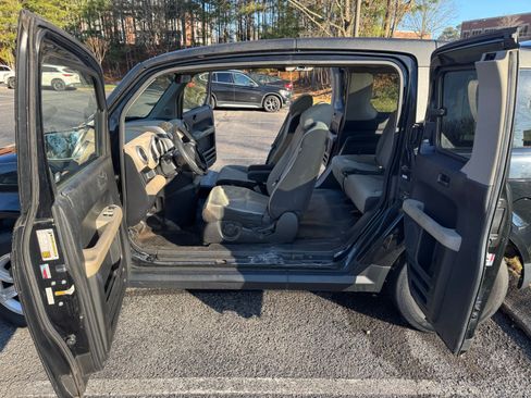 Used 2007 Honda Element EX image 13