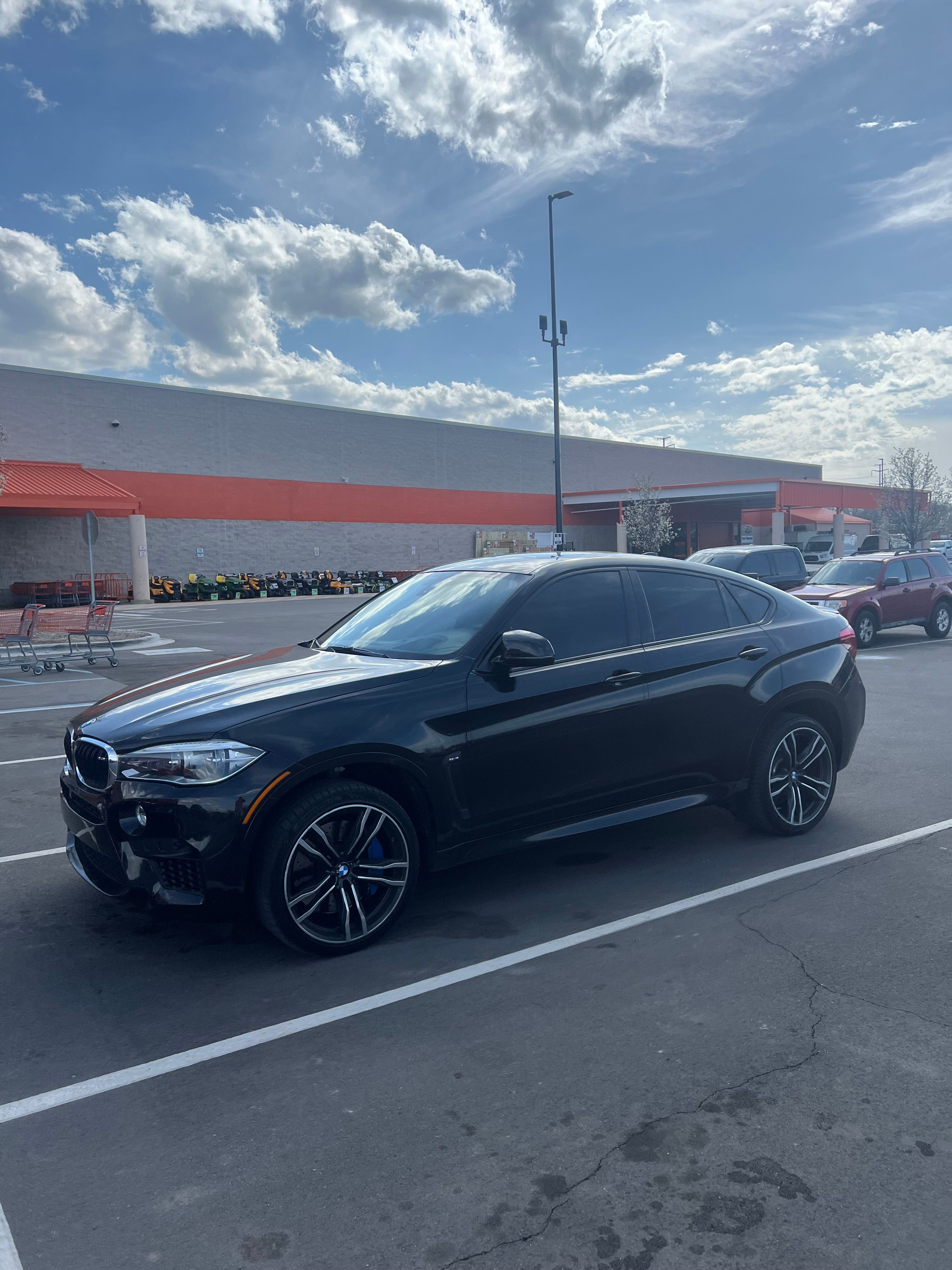 Used 2016 BMW X6 M AWD/4WD image 5