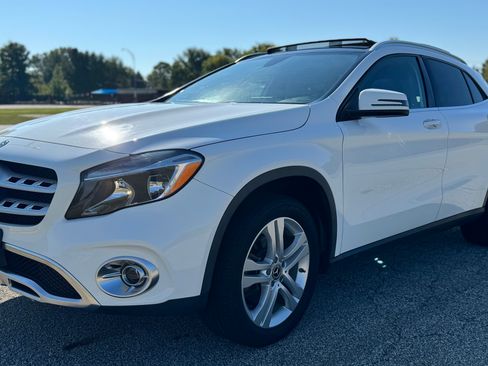 Used 2019 Mercedes-Benz GLA 250 4MATIC image 8