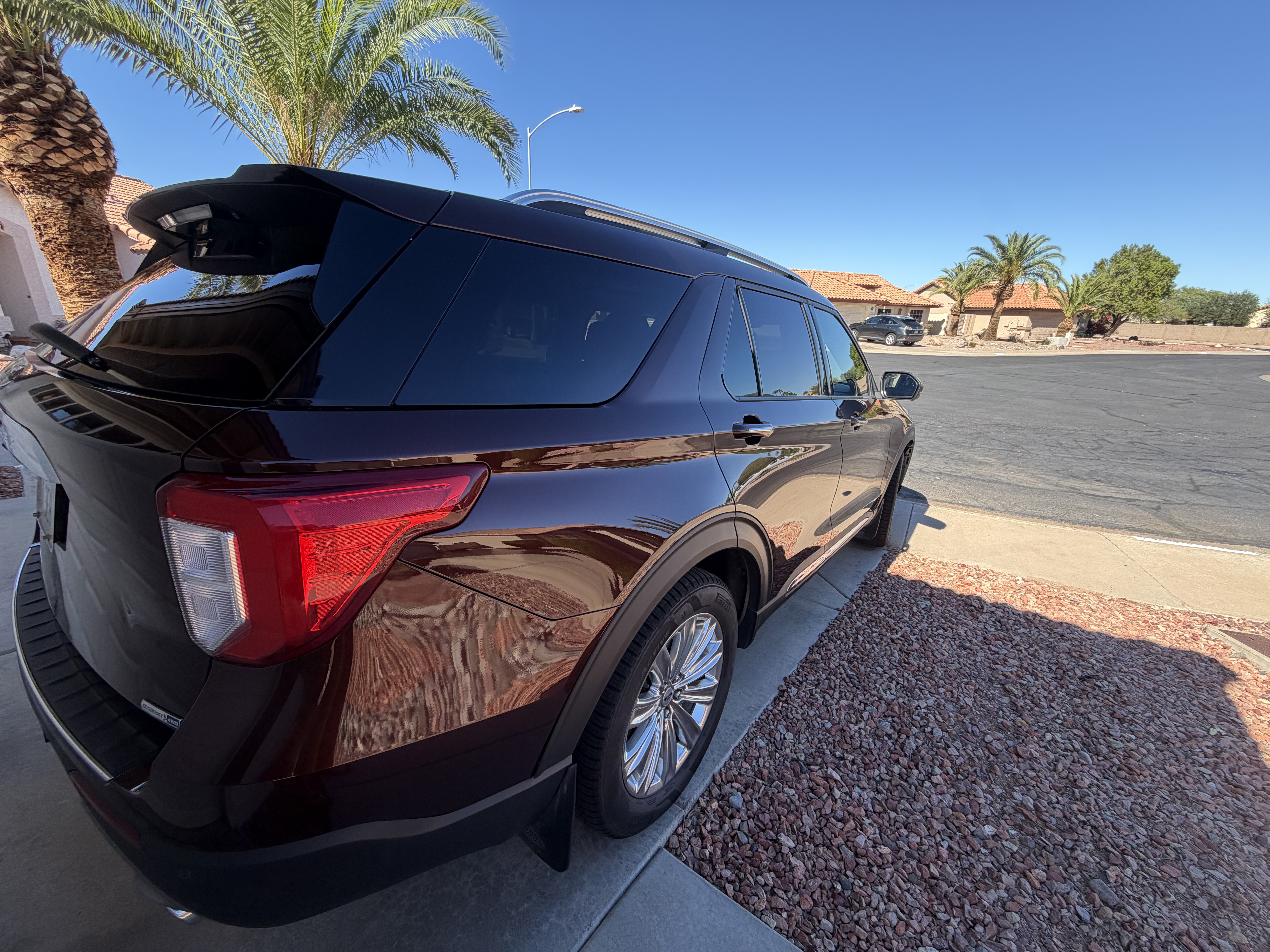 Used 2020 Ford Explorer Limited w/ Class III Trailer Tow Package AWD/4WD image 5