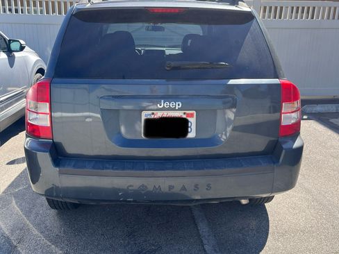 Used 2007 Jeep Compass Sport image 5