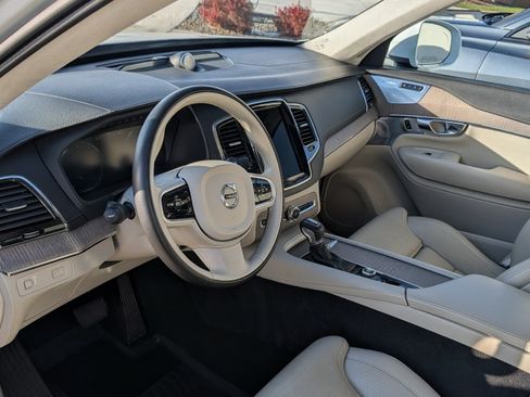 Used 2021 Volvo XC90 T6 Inscription image 5