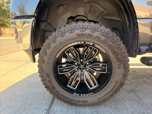 Used 2019 RAM 1500 Big Horn RWD image 9