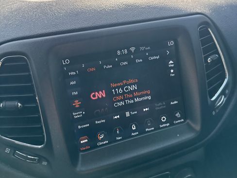 Used 2021 Jeep Compass Trailhawk image 5