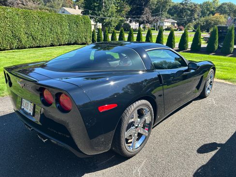 Used 2008 Chevrolet Corvette Coupe image 8