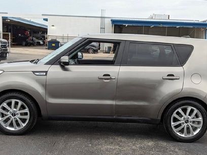 Used 2018 Kia Soul + w/ + Primo LIT Package