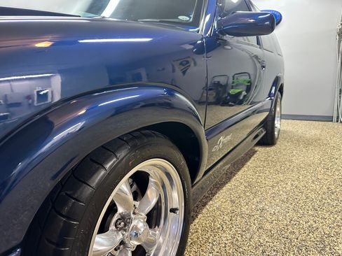 Used 2002 Chevrolet Blazer Xtreme w/ Preferred Equipment Group RWD image 23