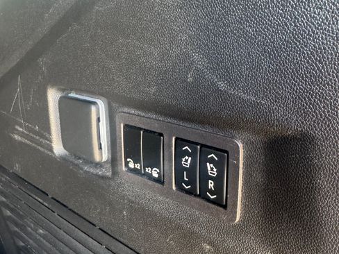 Used 2023 Chevrolet Tahoe RST w/ Luxury Package image 21