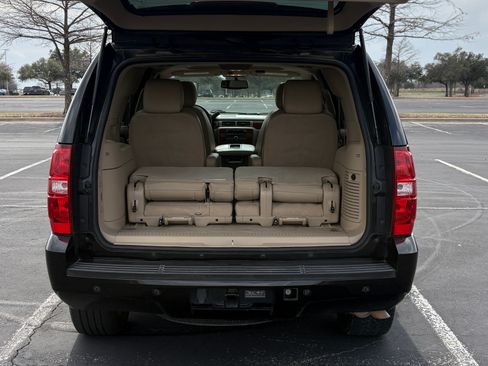 Used 2013 Chevrolet Tahoe LT w/ Texas Edition image 12