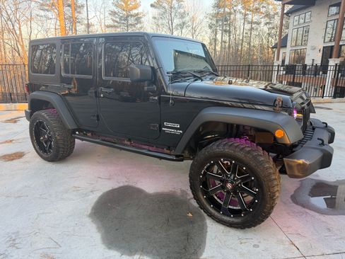 Used 2016 Jeep Wrangler Unlimited Sport w/ Quick Order Package 24S image 10