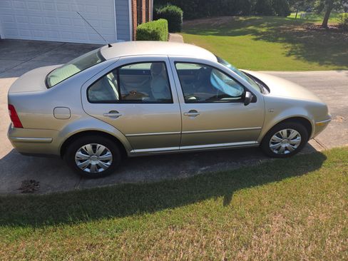 Used 2004 Volkswagen Jetta GL FWD image 16