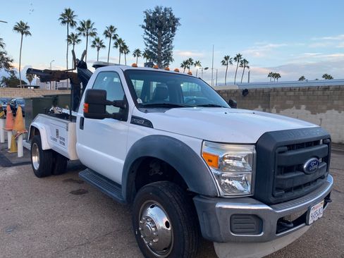 Used 2015 Ford F550 2WD Regular Cab Super Duty w/ Power Equipment Group image 5