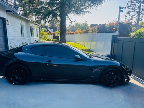 Used 2014 Maserati GranTurismo MC image 4