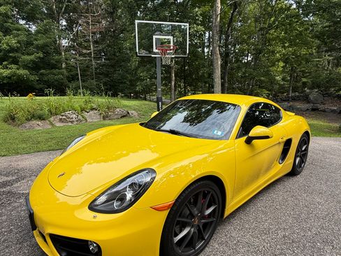 Used 2014 Porsche Cayman S RWD image 5