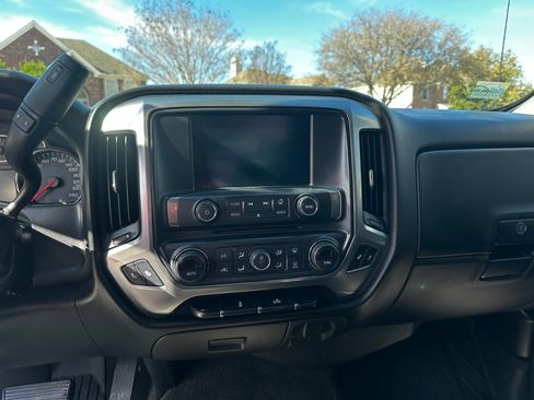 Used 2017 Chevrolet Silverado 1500 LT w/ Texas Edition image 11