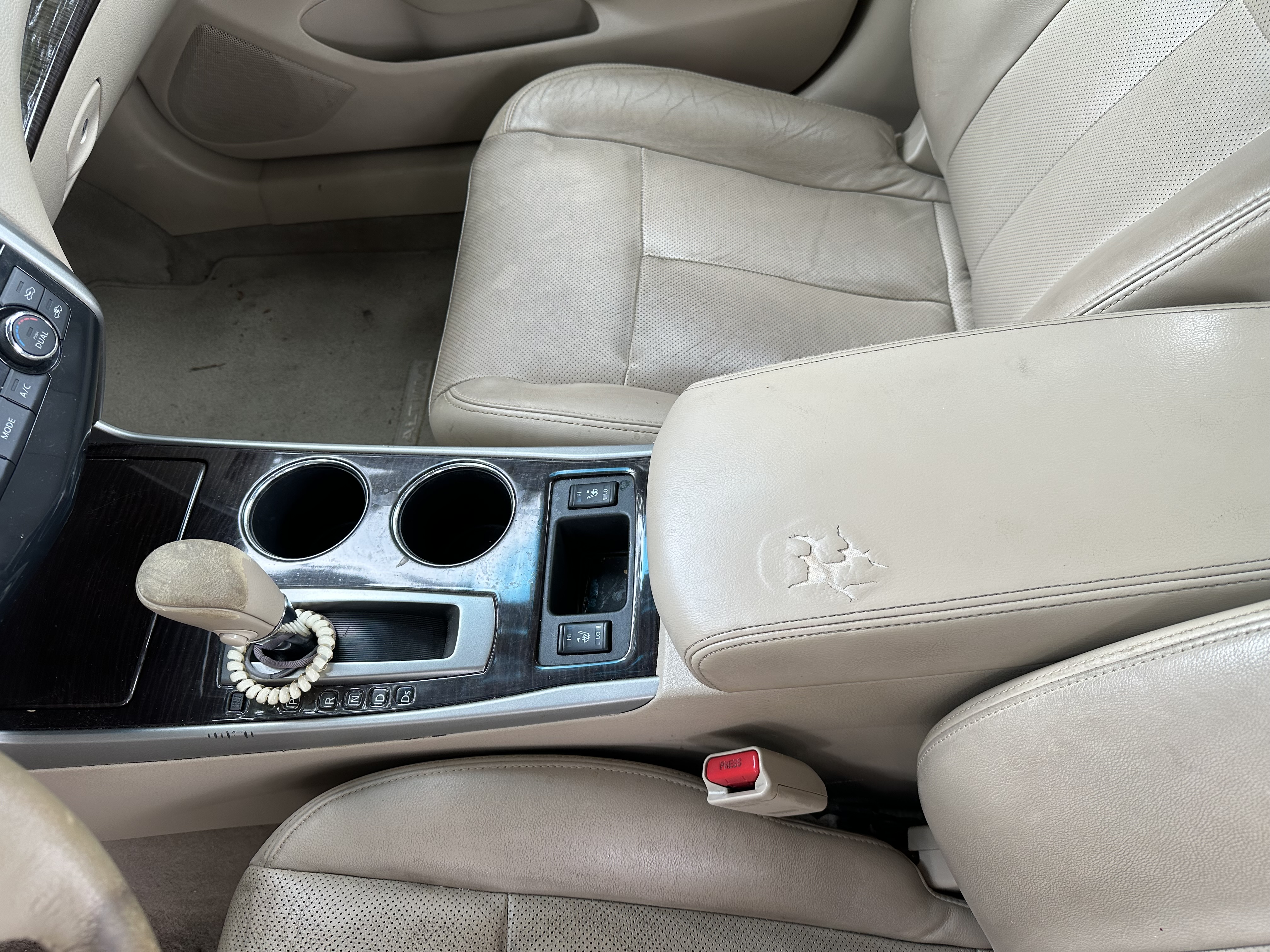 Used 2014 Nissan Altima 2.5 SL w/ Technology Package FWD image 13