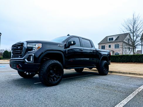 Used 2021 GMC Sierra 1500 AT4 w/ AT4 Value Package image 2