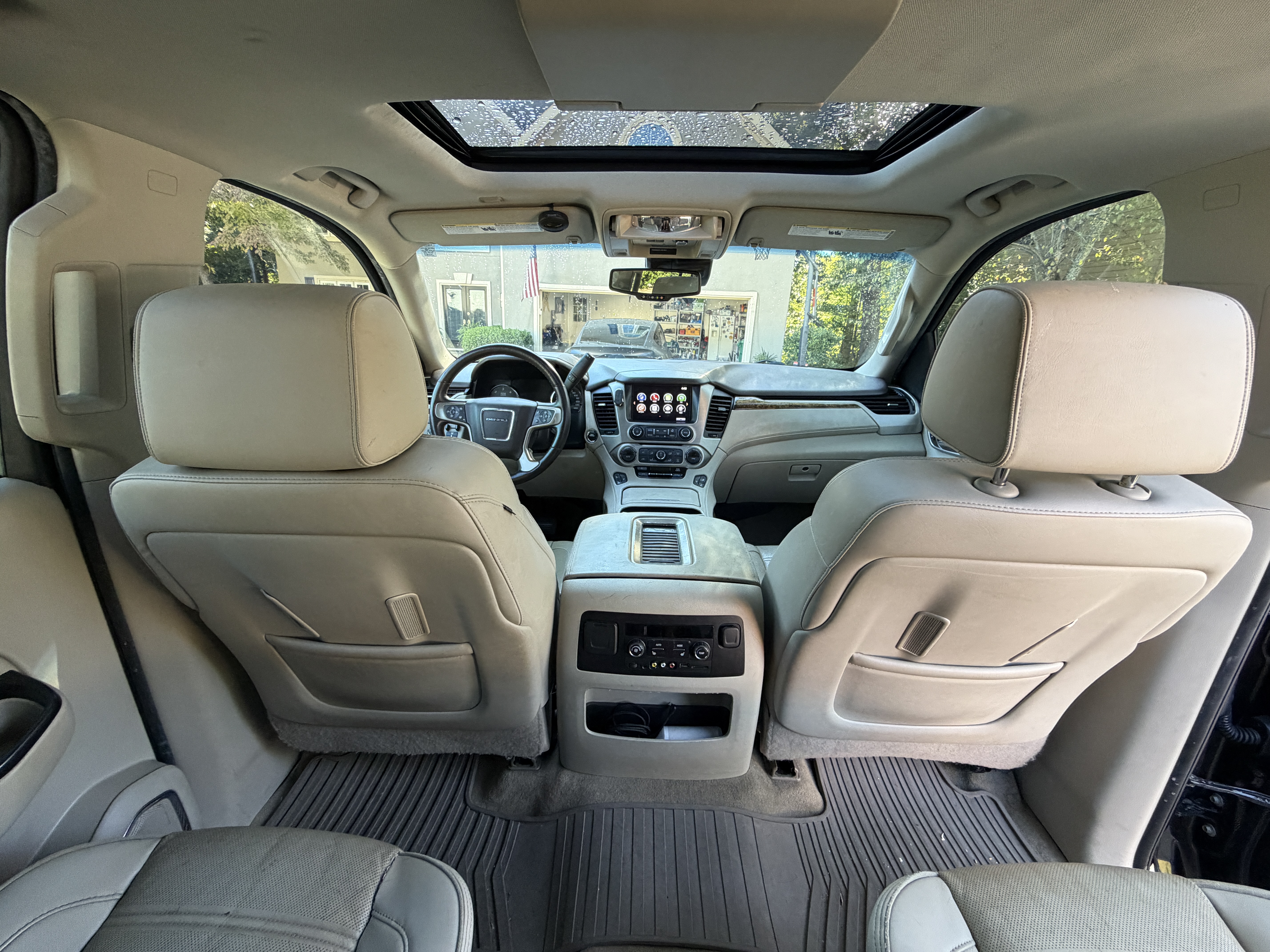 Used 2016 GMC Yukon XL Denali w/ Open Road Package AWD/4WD image 16