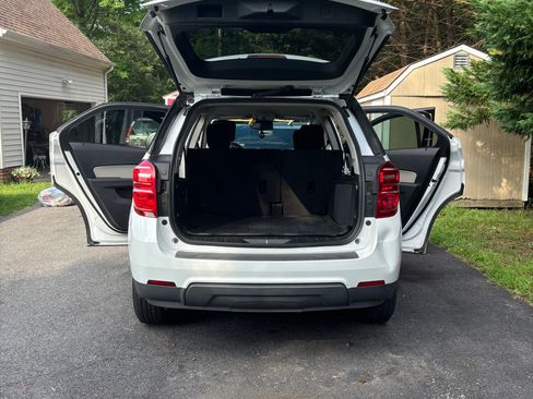 Used 2016 Chevrolet Equinox LT w/ Convenience Package AWD/4WD image 15