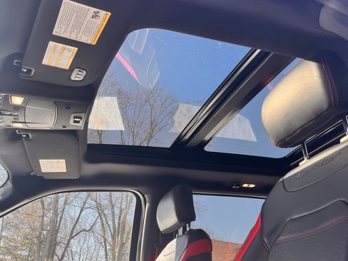 Used 2019 Ford F150 Lariat w/ Equipment Group 502A Luxury image 26