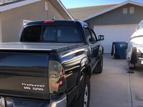 Used 2010 Toyota Tacoma PreRunner image 9