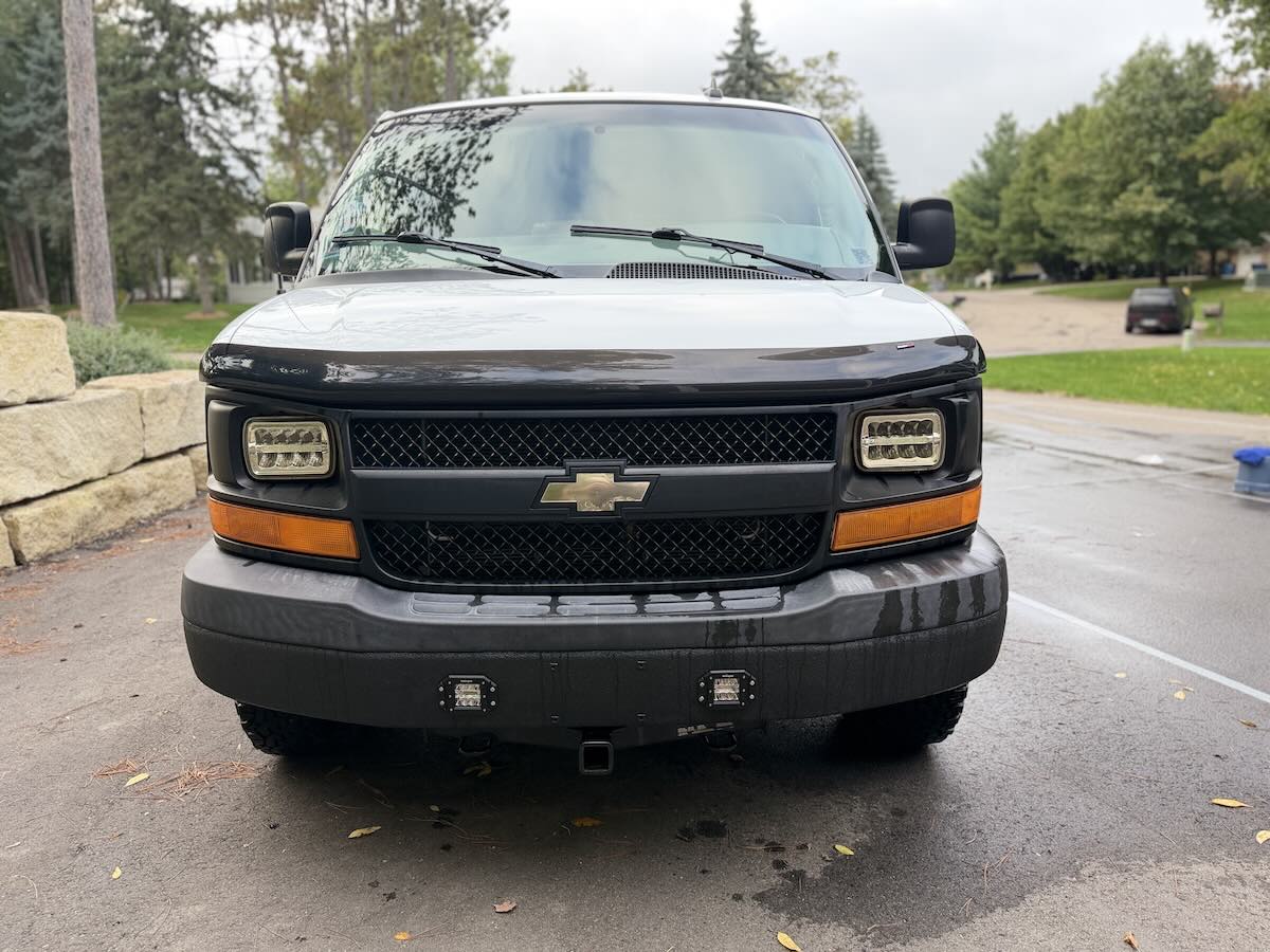 Used 2016 Chevrolet Express 2500 LS RWD image 6